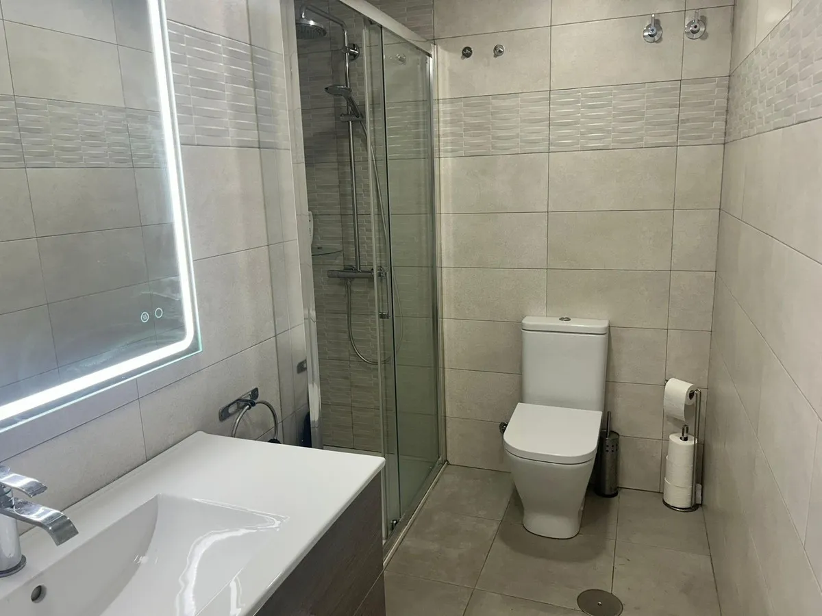 dbcb945e-a987-4caf-8034-0a31f05e7c5e