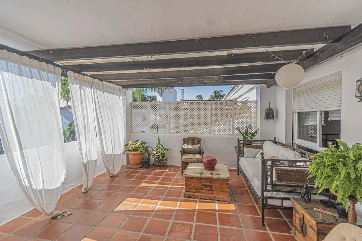 90353e11-24c9-454e-a6df-9d31ac68d0fc