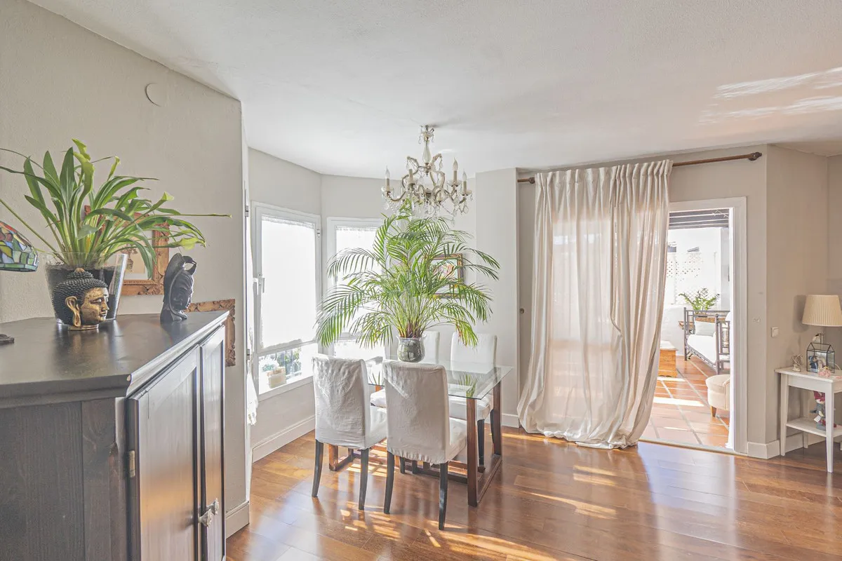 a32f79b4-91b0-461f-9e38-6c569084522c