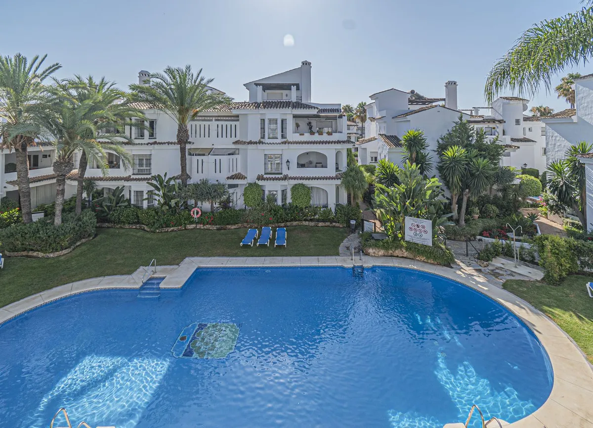 e7fcb323-b97c-4304-b696-f5593b1e3605