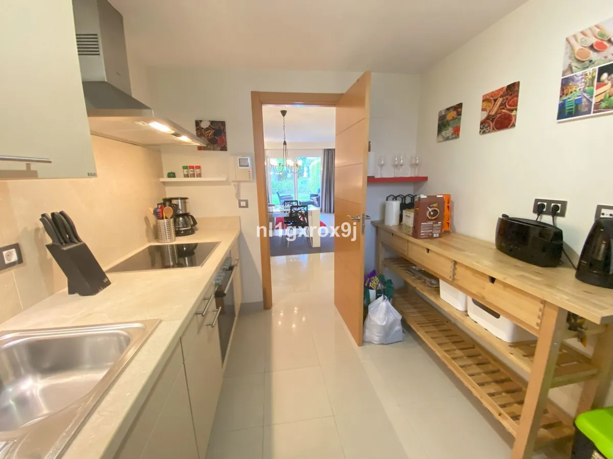 b98d2ecf-a0b2-4b2e-9b18-e321a9e62c7b