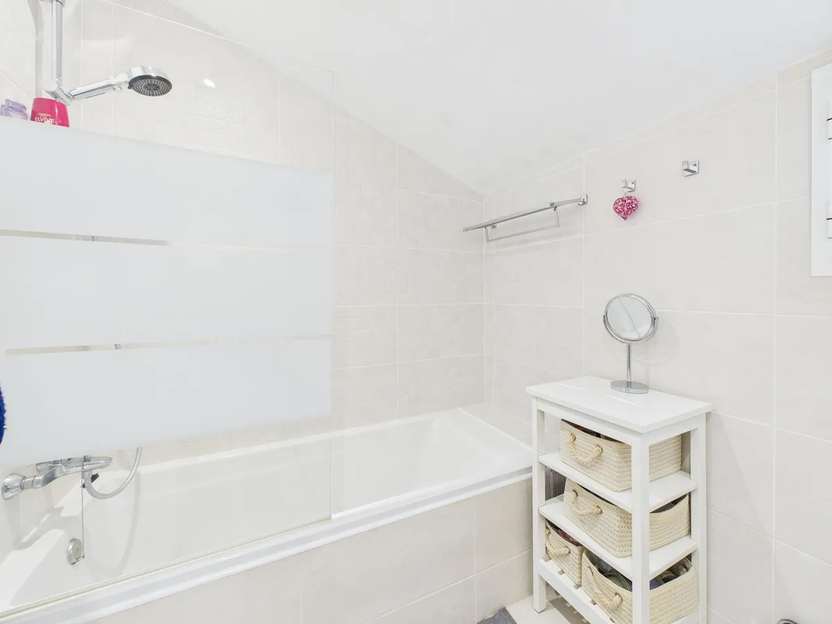 66315808-6c99-4de8-8afe-4e3d5446aa68