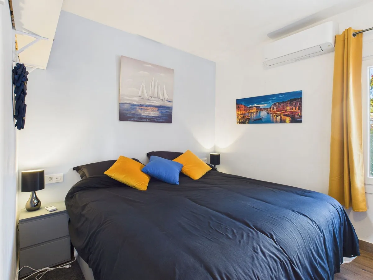 6bd40a9a-2fd1-4df8-9281-82eeb5e65e4c