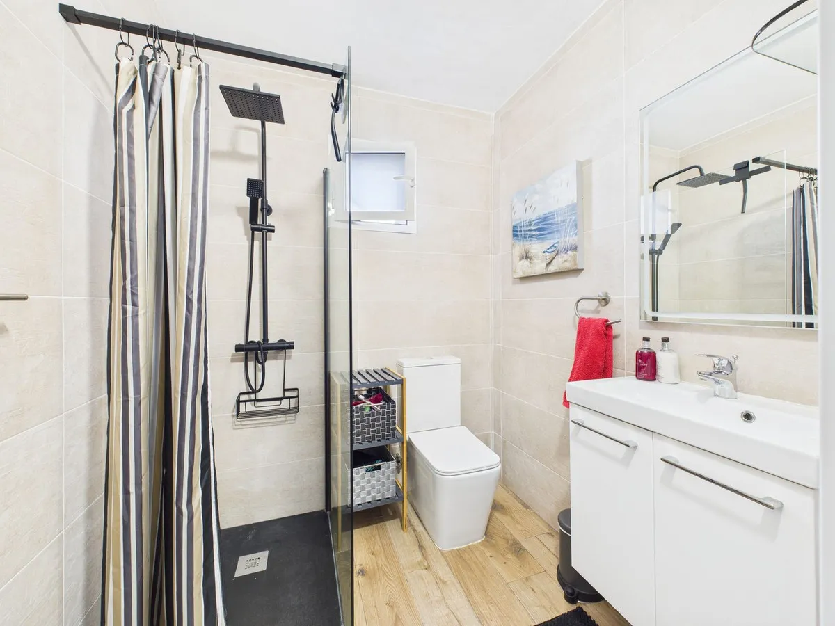 cacd6fca-ae81-4266-a9e5-9bbaa7f78cf0