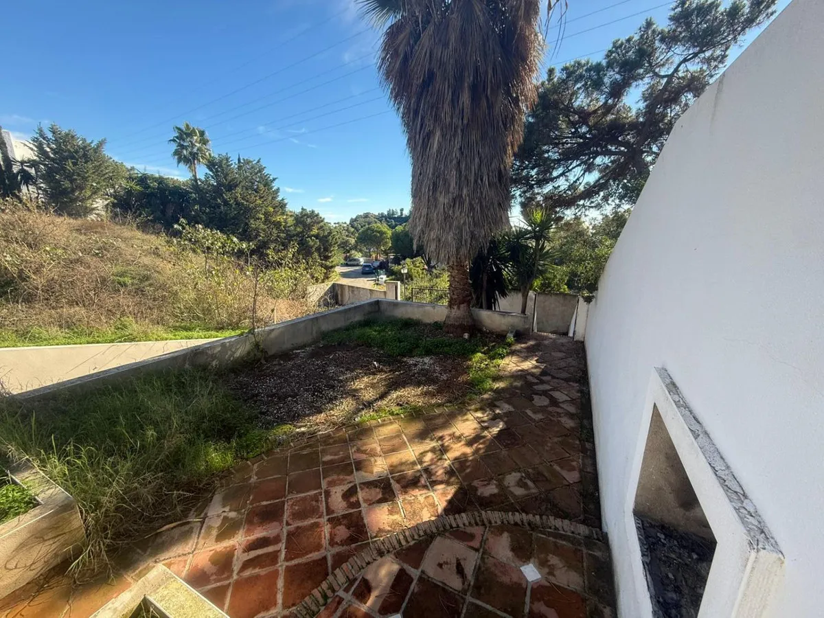 6f444296-7c67-4151-b0d3-f5b1efc3c2a2