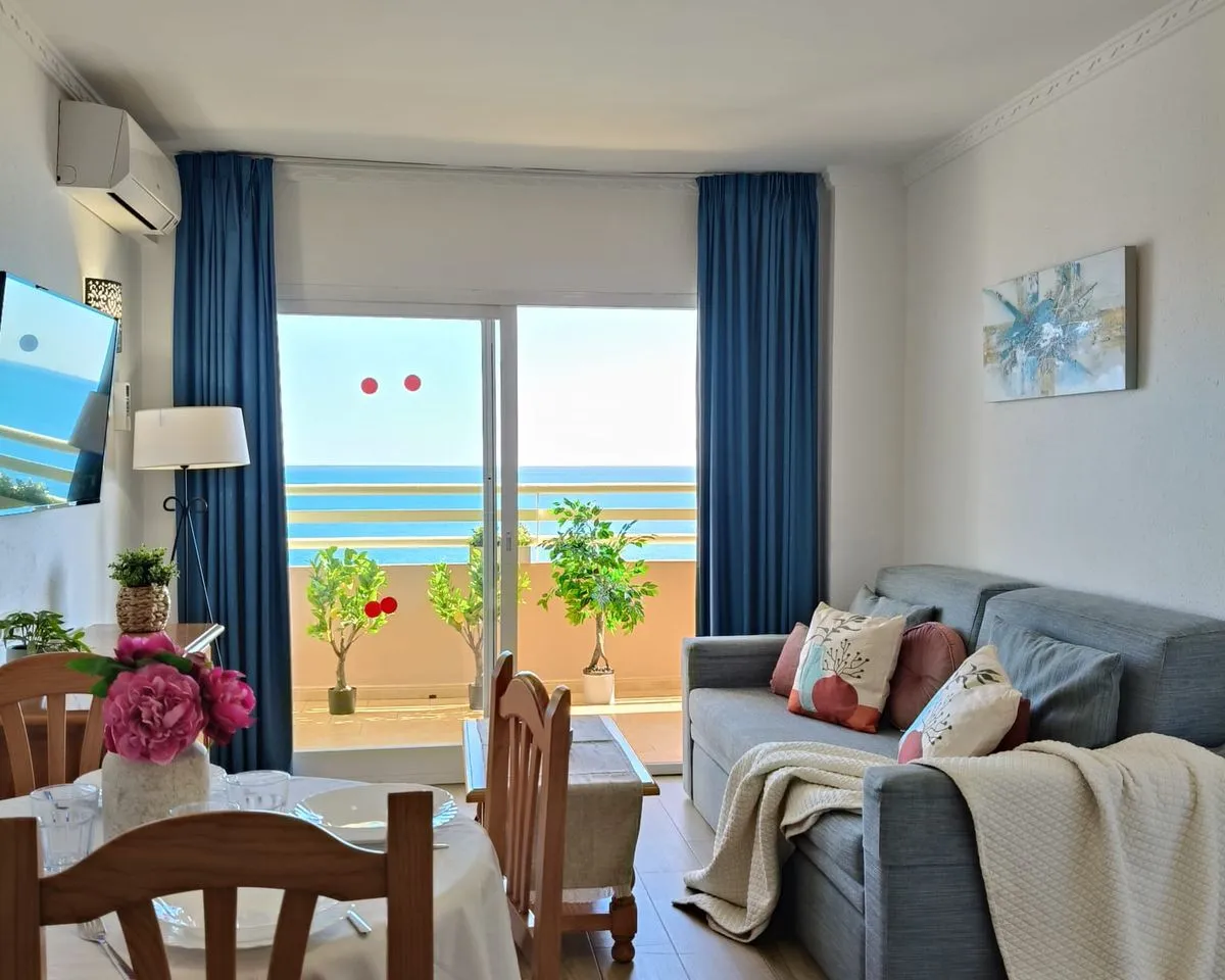 0cc797c3-b565-4e1f-b58d-cbef8e5dffd7