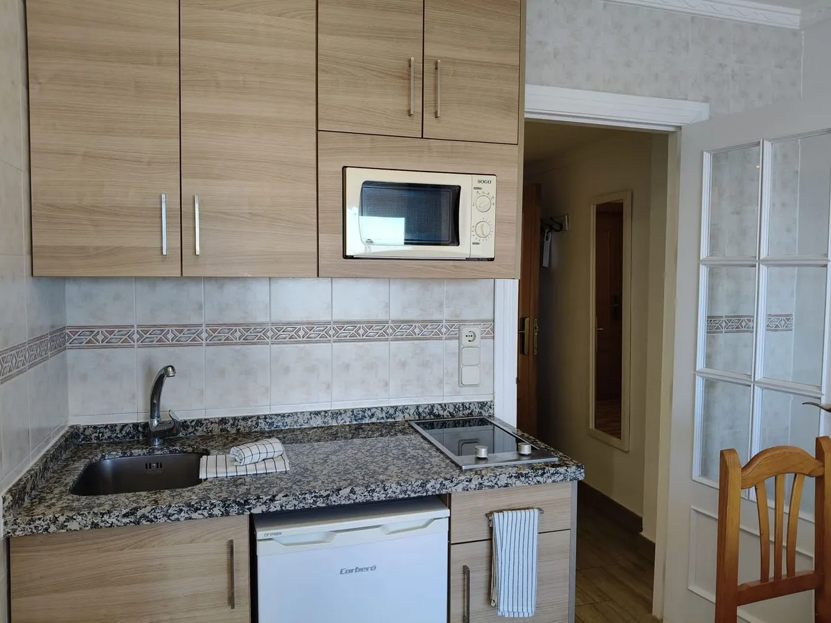 21093395-69f4-468b-9d46-e42624f80c8a