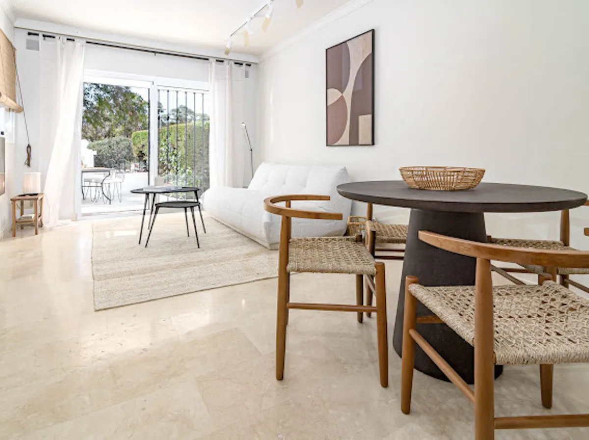 00c51141-a6ef-4b5a-a126-c8cd0d89b260