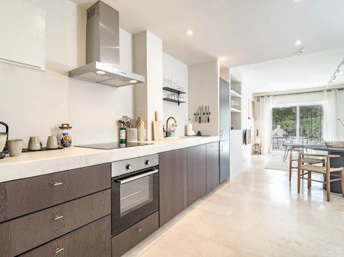 8c725898-8455-4792-83e9-0e600188f2f0