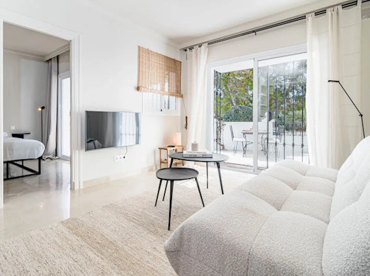 d64d4f15-ccd0-4a2a-a839-5bc0556e9c96