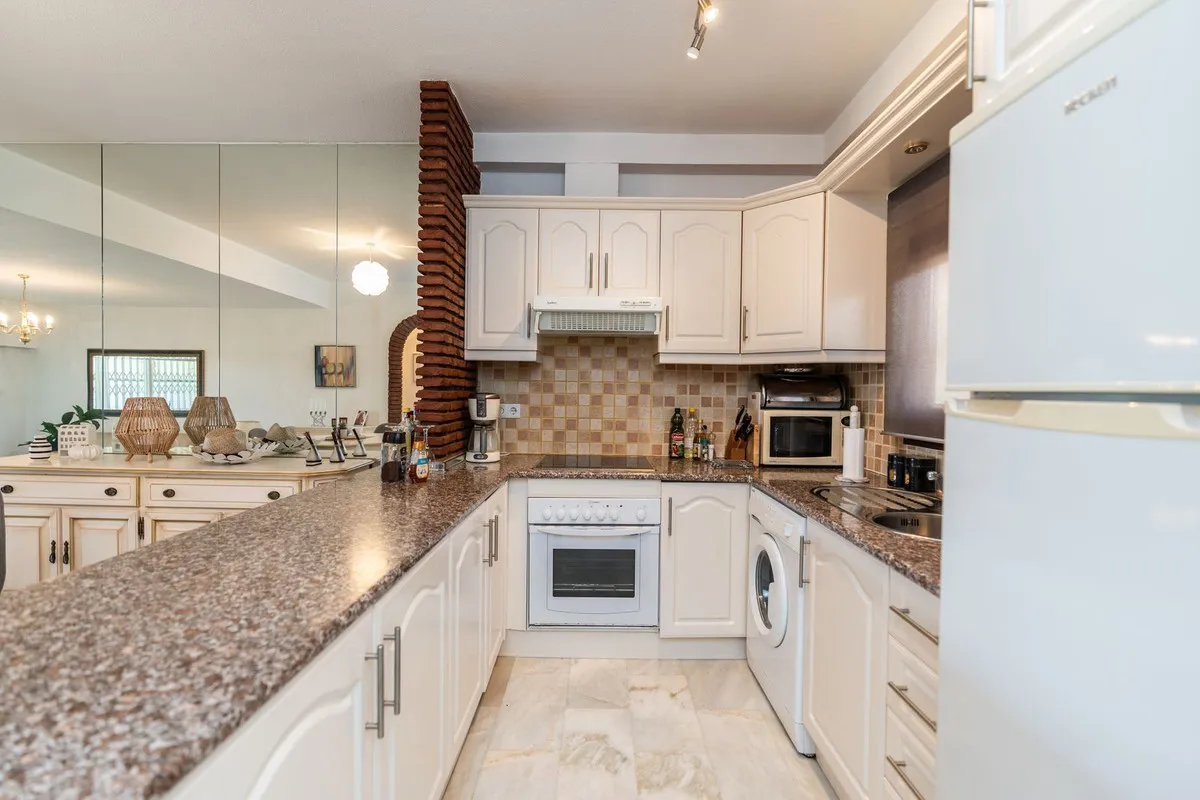 0b1965a1-a10b-4d13-904f-f3d6c0e01a74