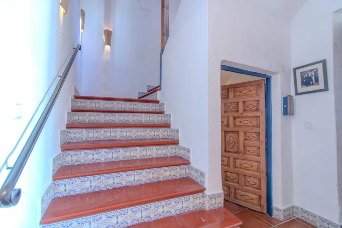 2eb52d2c-584b-46ad-9313-bbd762384b1e