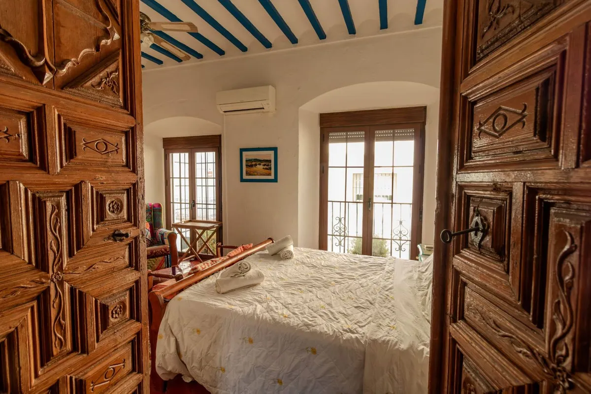 4a884f52-e4ff-4cb7-a34c-f8bba09e9178