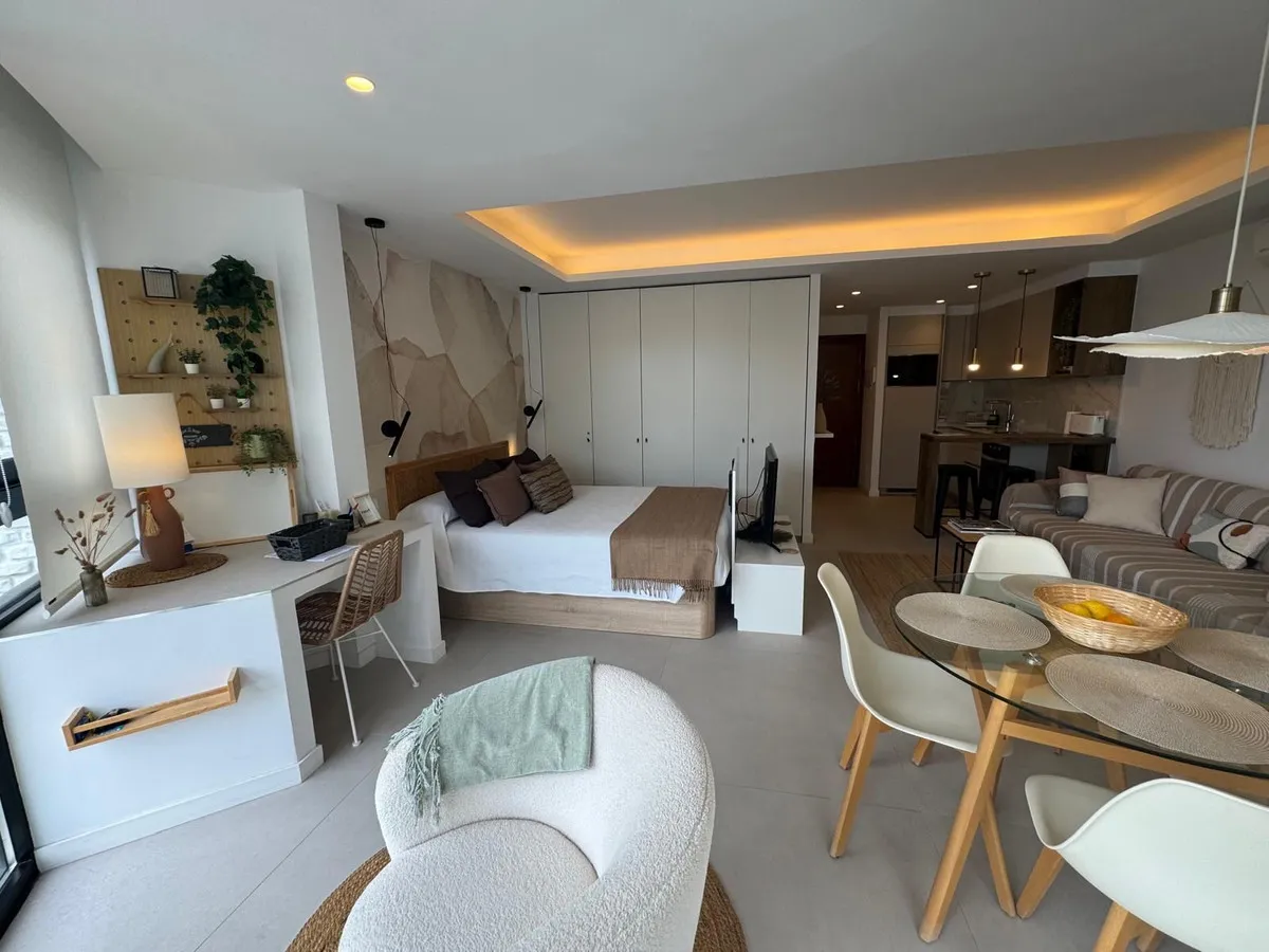 4a1a4849-6c04-4f63-a33e-32ba42ccabff