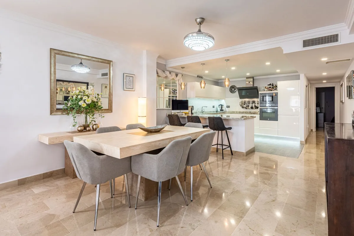 f570c34b-1803-4c46-a2ba-0cf475b10a68