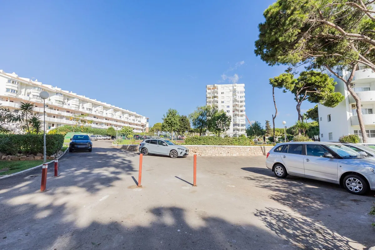 3233701b-4abf-4017-8653-2f0f793e1b7c