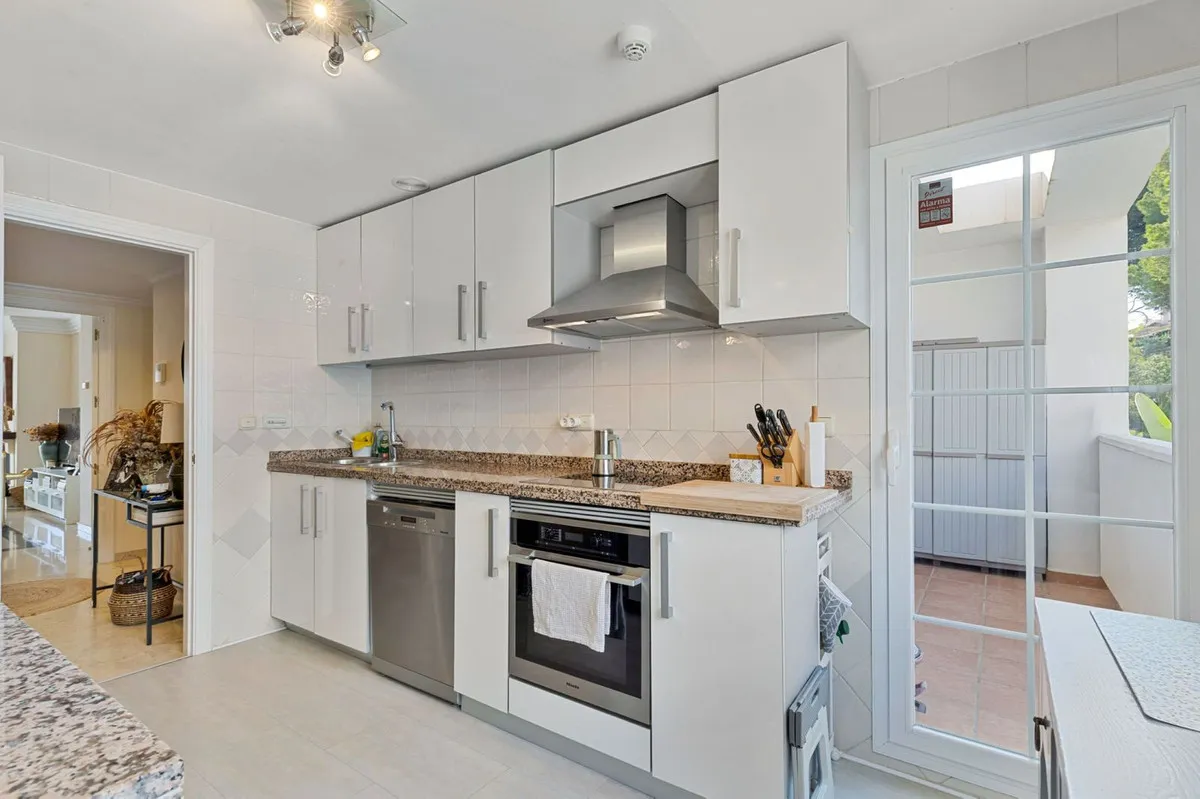 87418685-6f64-4e84-ad7b-0dd3e382e61b