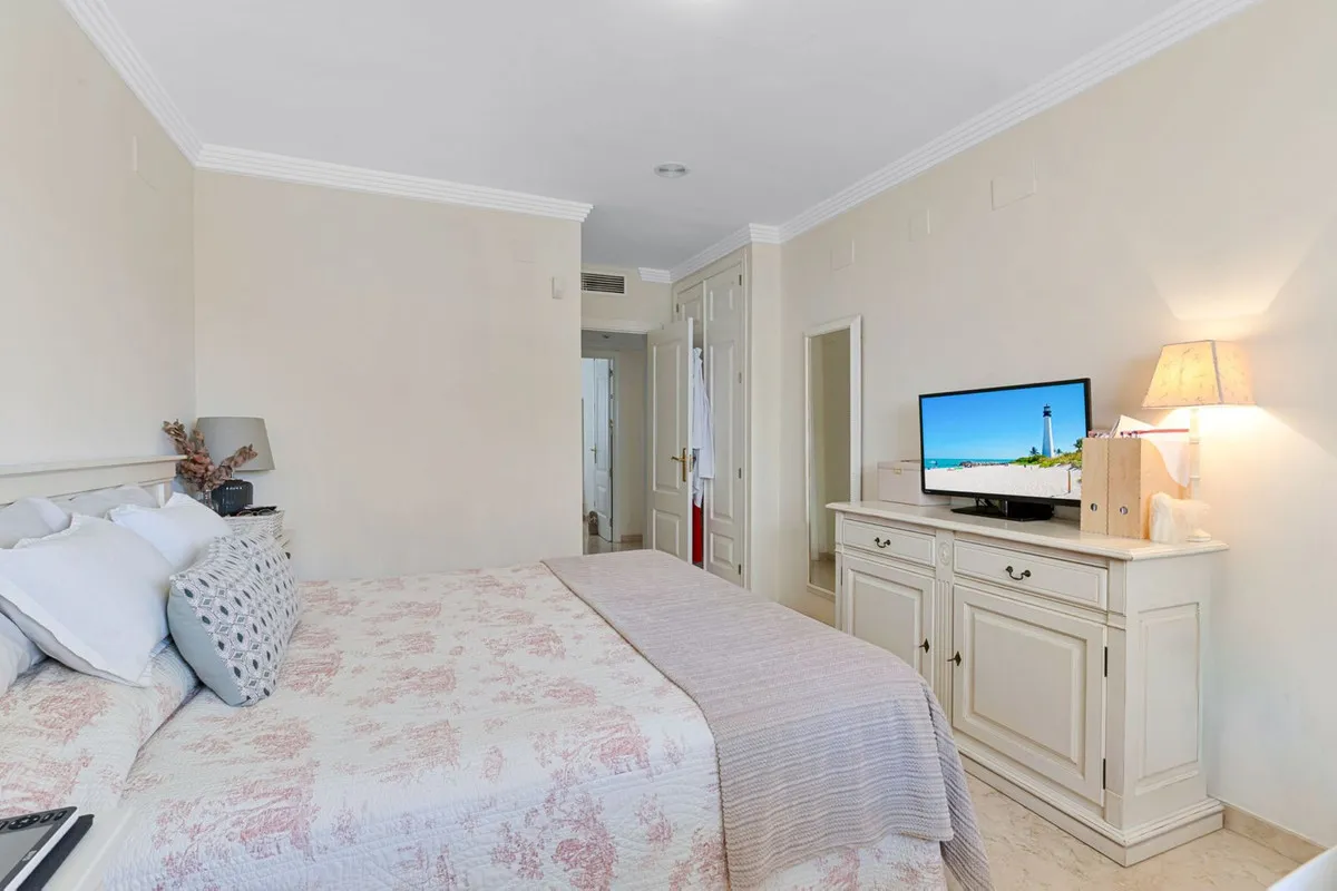 f280ced3-6b65-4b07-bdf2-0d10859b8739