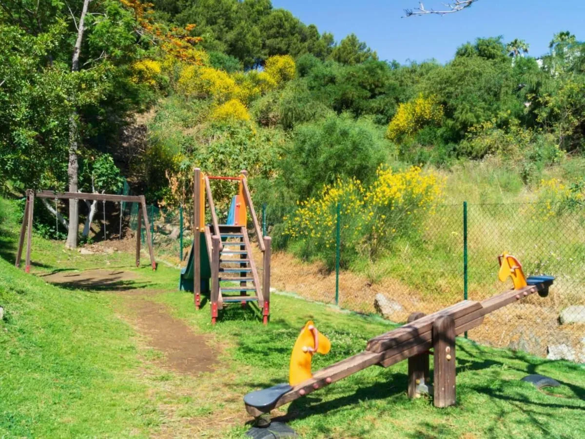 37bf86a2-ffc8-4277-a79d-5aa7818d3668