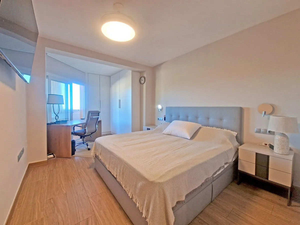 a2de06f5-f875-4592-8a06-0099b6d43305