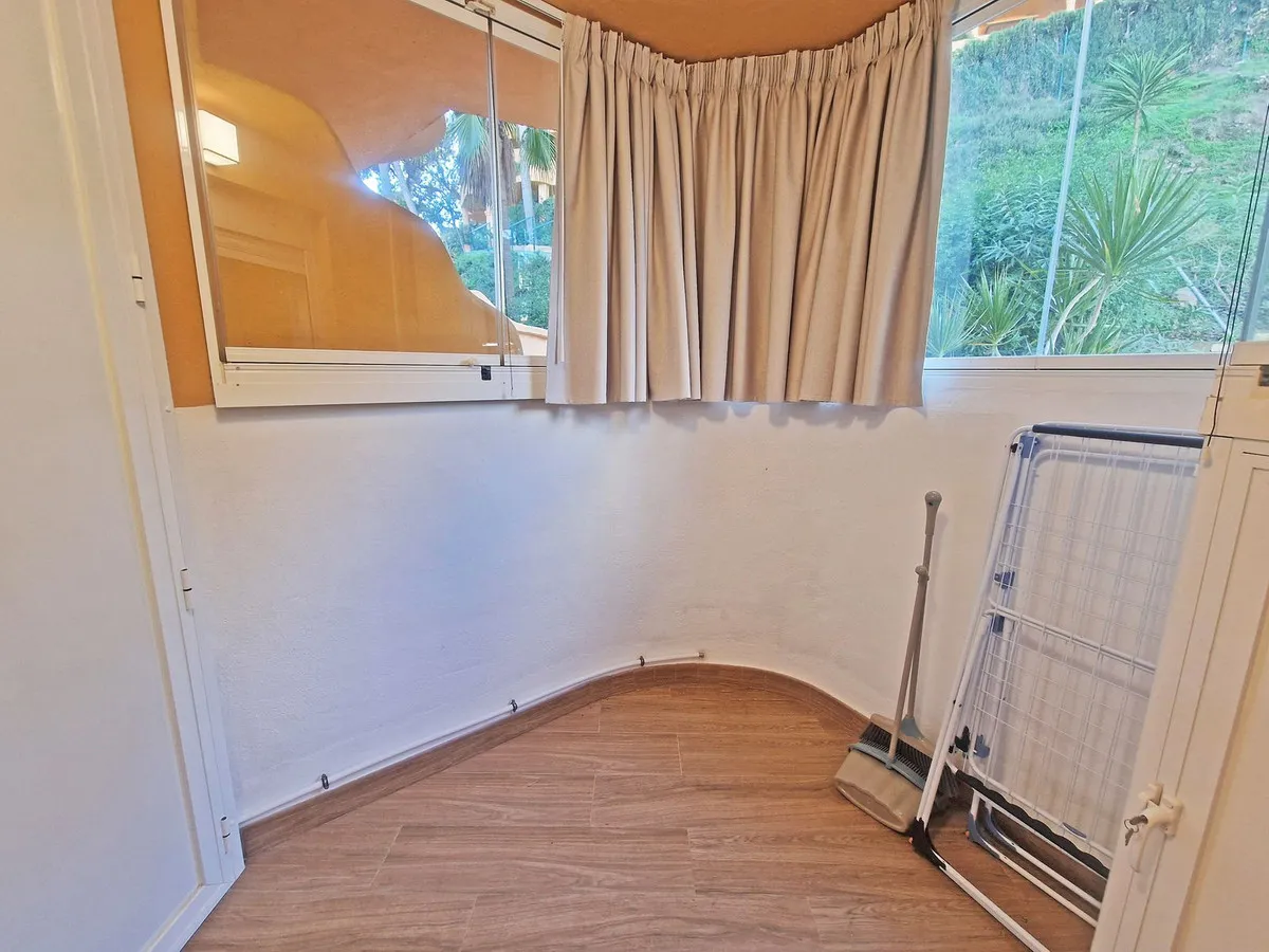 f5577a0a-d221-4ace-b09e-71c4e3e4e142