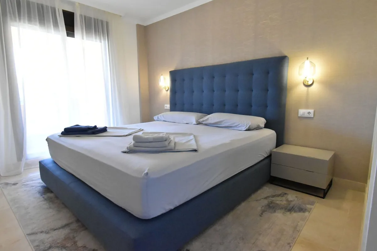 5e53b90a-d686-416c-8b9b-6a25c06d23a1