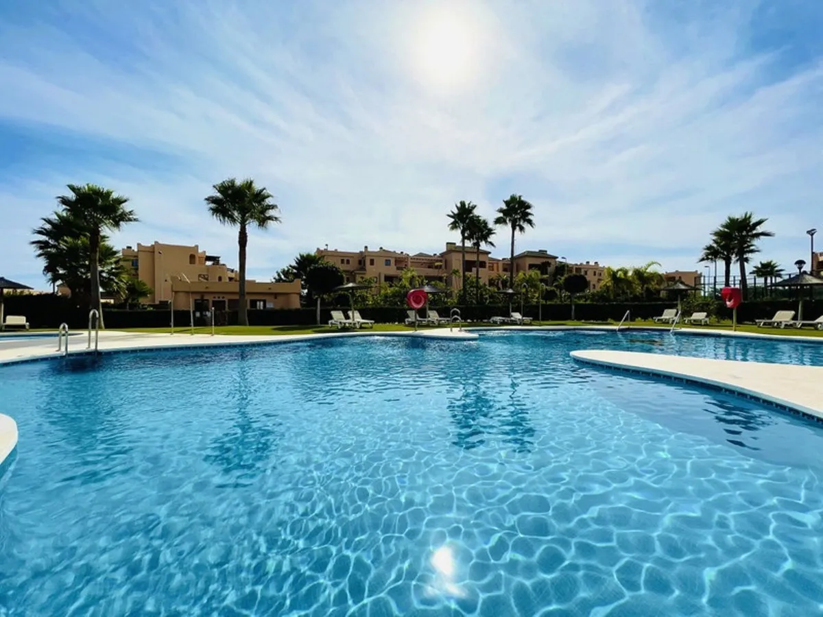 b2068466-7142-44b6-8219-4546c8943a16