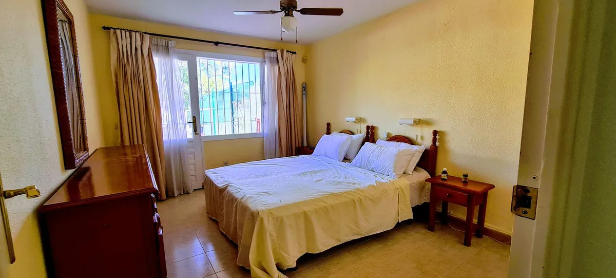 0363106a-8ca1-444c-863f-b7b098423608