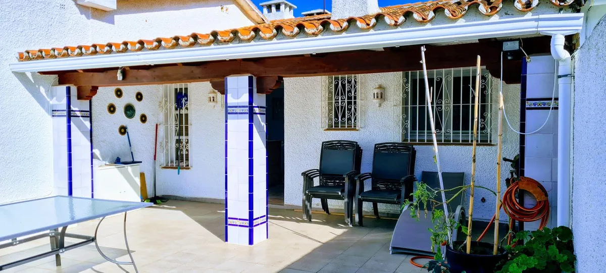 fc85b3e5-52e0-413e-ae72-f89de7f29881