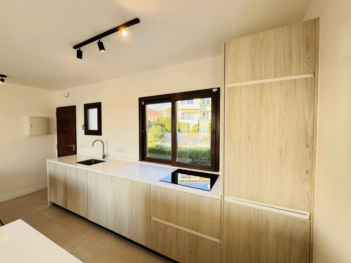 13752316-7cc2-4a68-97fc-10985a33f7e1