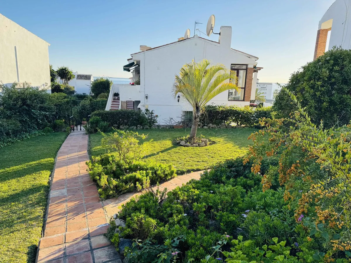 abf0e8de-7823-4cd2-8477-d129dfde1ea8