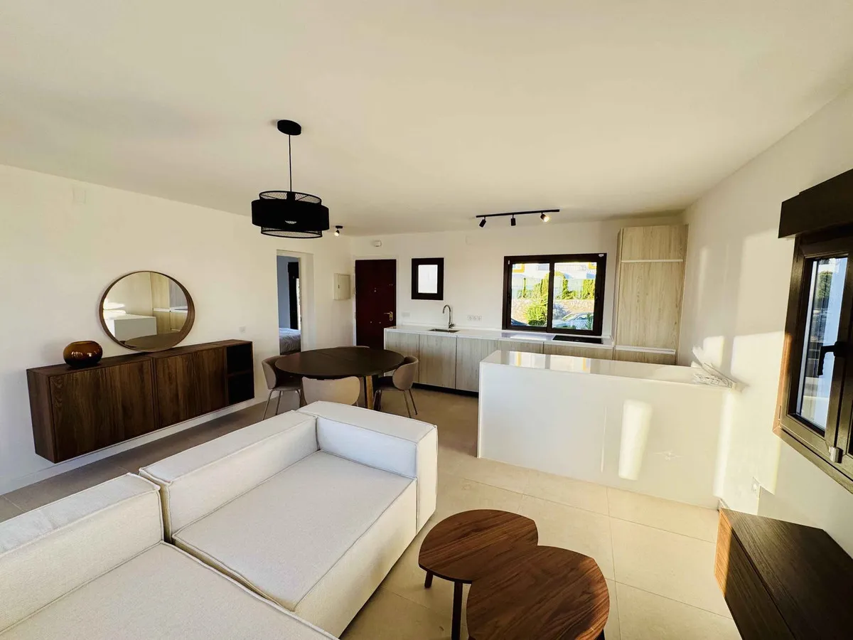 ea30e12d-3849-4fb4-9f9e-124ab87166a5