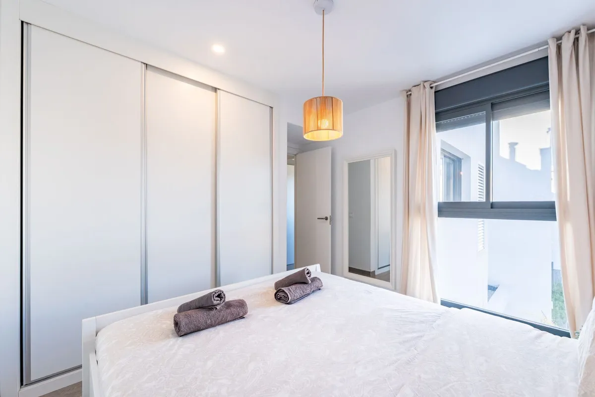 03f53af7-e33b-4896-929b-d4403e00c434