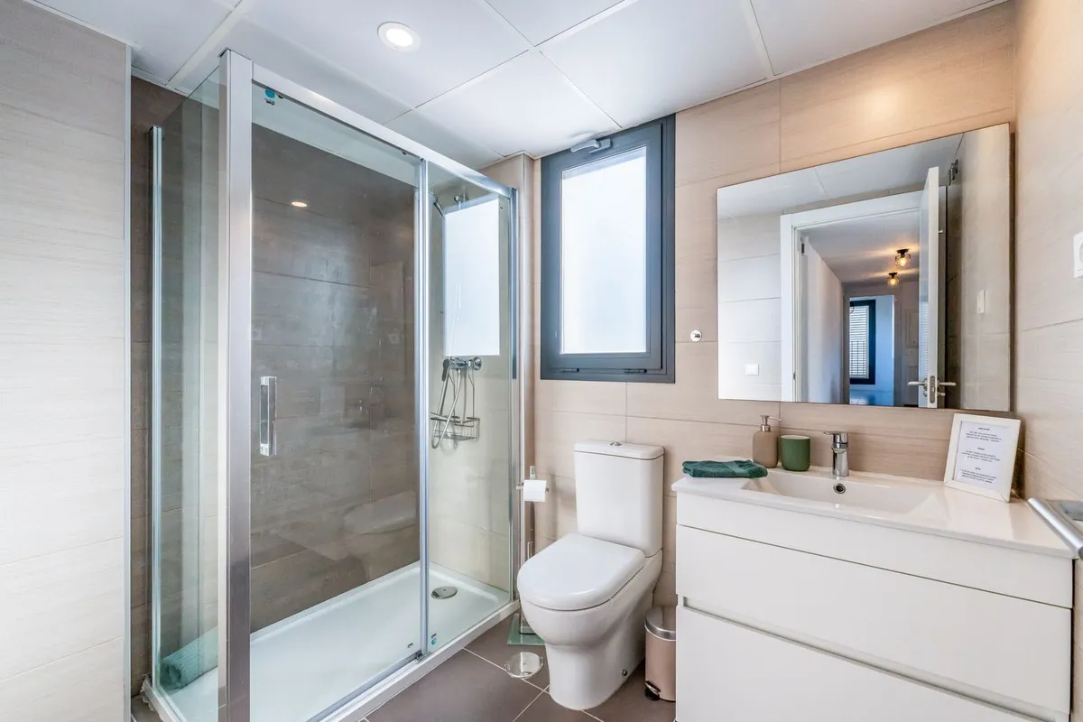 16d037b6-6185-4b42-8ac1-491a67d2750e