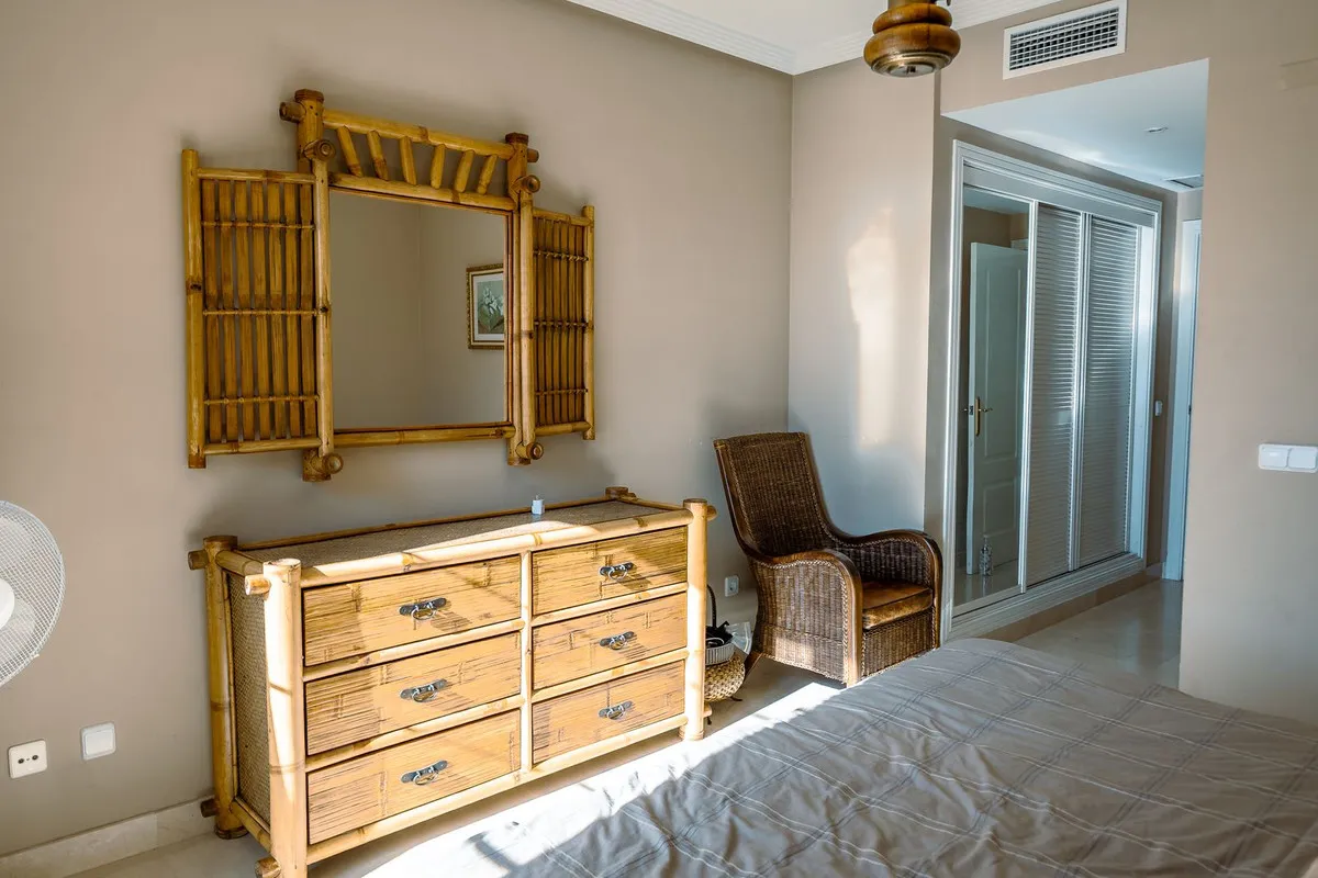 7a953731-b3eb-426d-9e55-b8acd2607387