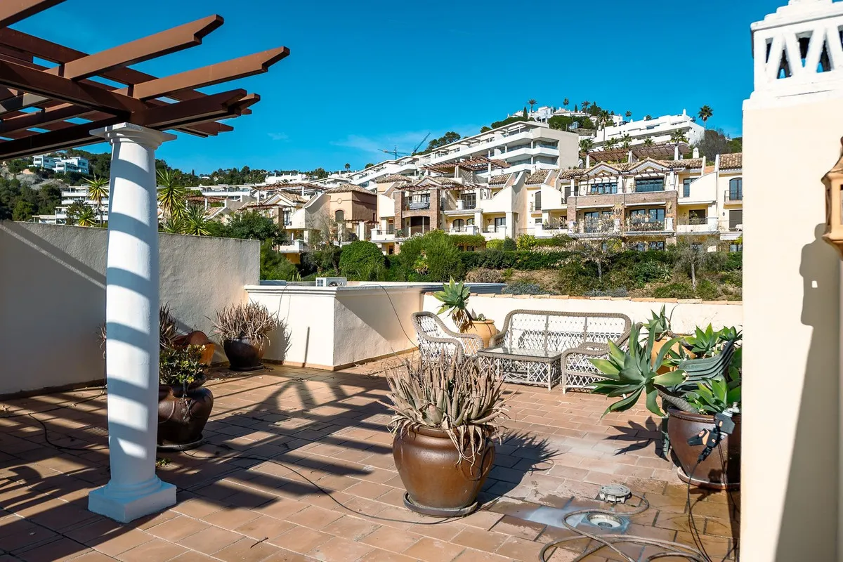 cf17c086-4b9f-4199-8859-f4626831c0c1