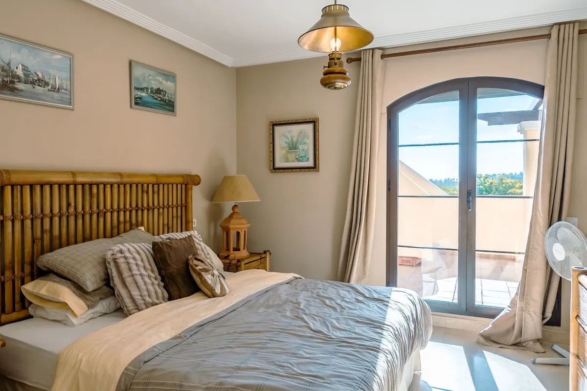 d0ee0229-517b-40a8-ae62-16e6b6deb1bb