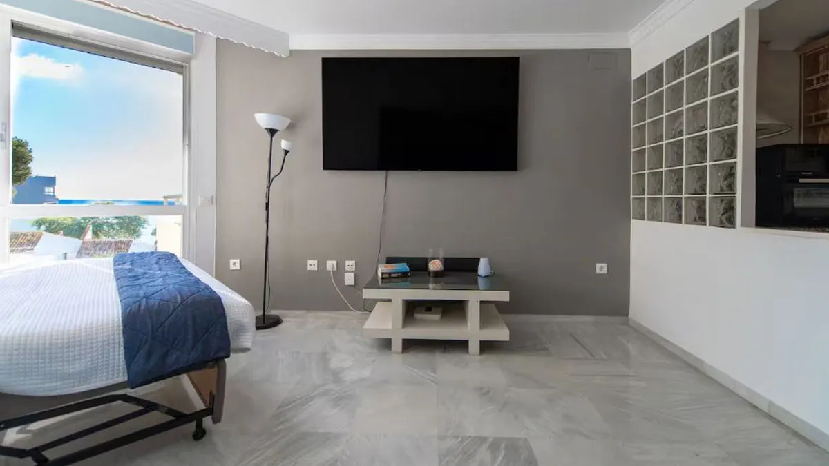 2e1df493-8200-4505-9a4d-752610f8e67b