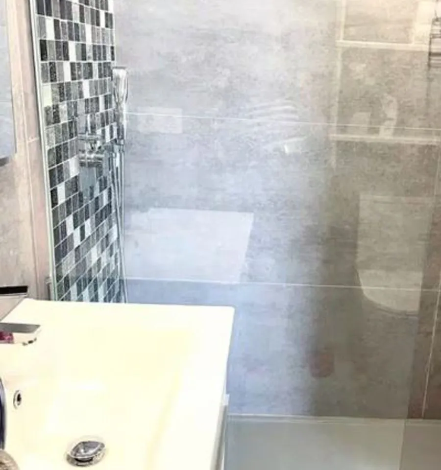 4b4f4c68-35ff-45b6-b2df-3cece8947611