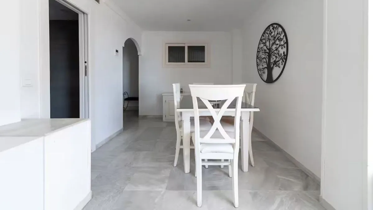 8ab93e17-4d19-4830-83fd-32c3f591e979