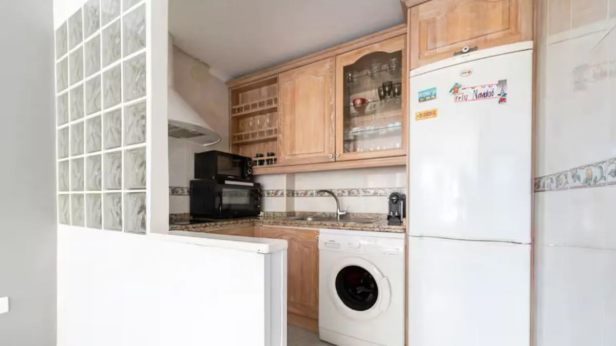 d21896e0-6727-4f4f-ac38-352072e2193c