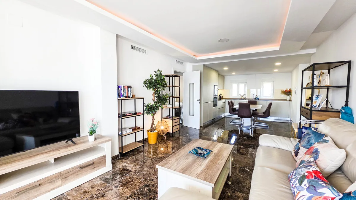 f2774382-2293-4e91-9dc0-889374588c4d