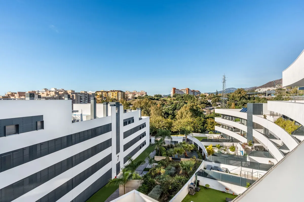 02fa7b2a-0e07-4c19-9882-e1d79062c3ad