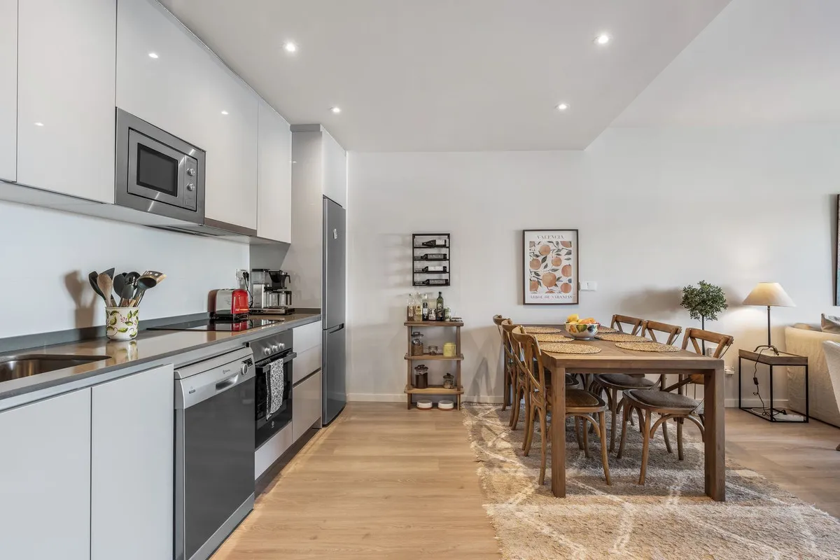 2d99fecb-5599-4bd8-bc2d-f16021036c85