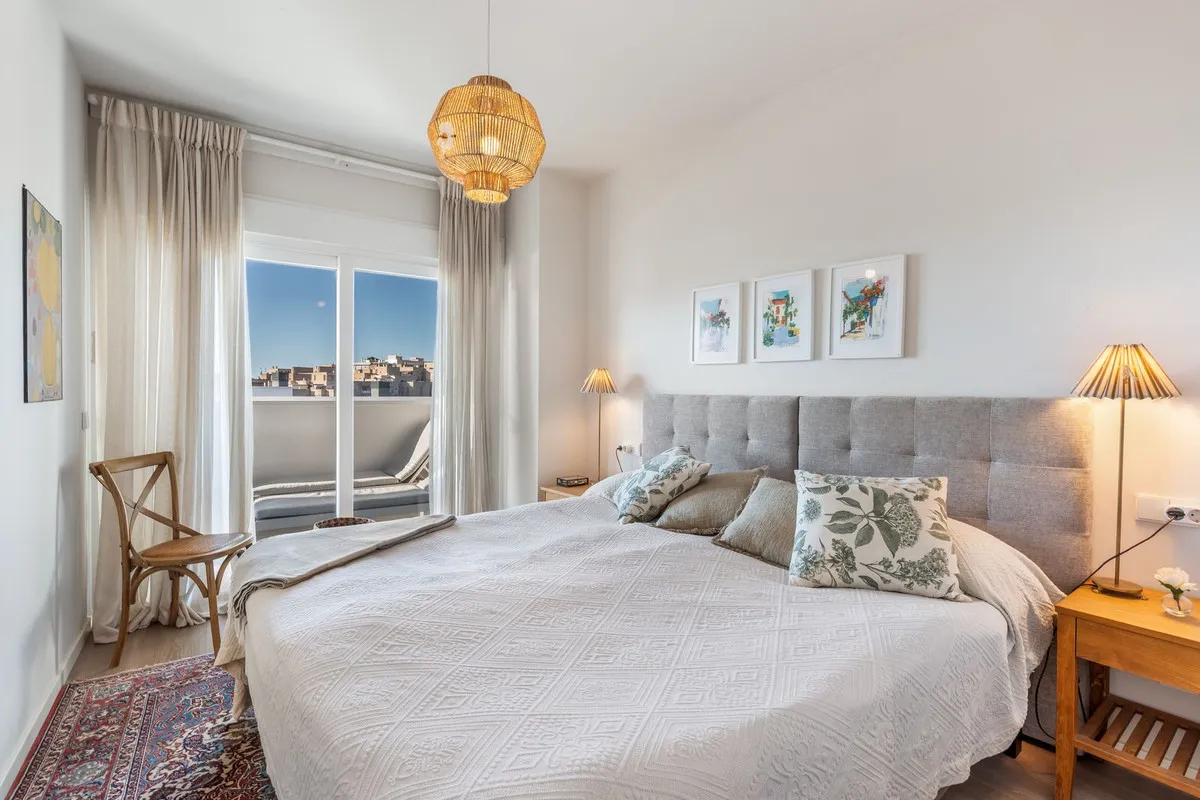 7b81cd24-dcb0-4d8d-9496-c8e72b922b9f