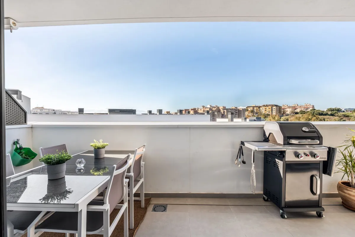 af1c5592-d54b-4df7-8ad2-572bfb449f91