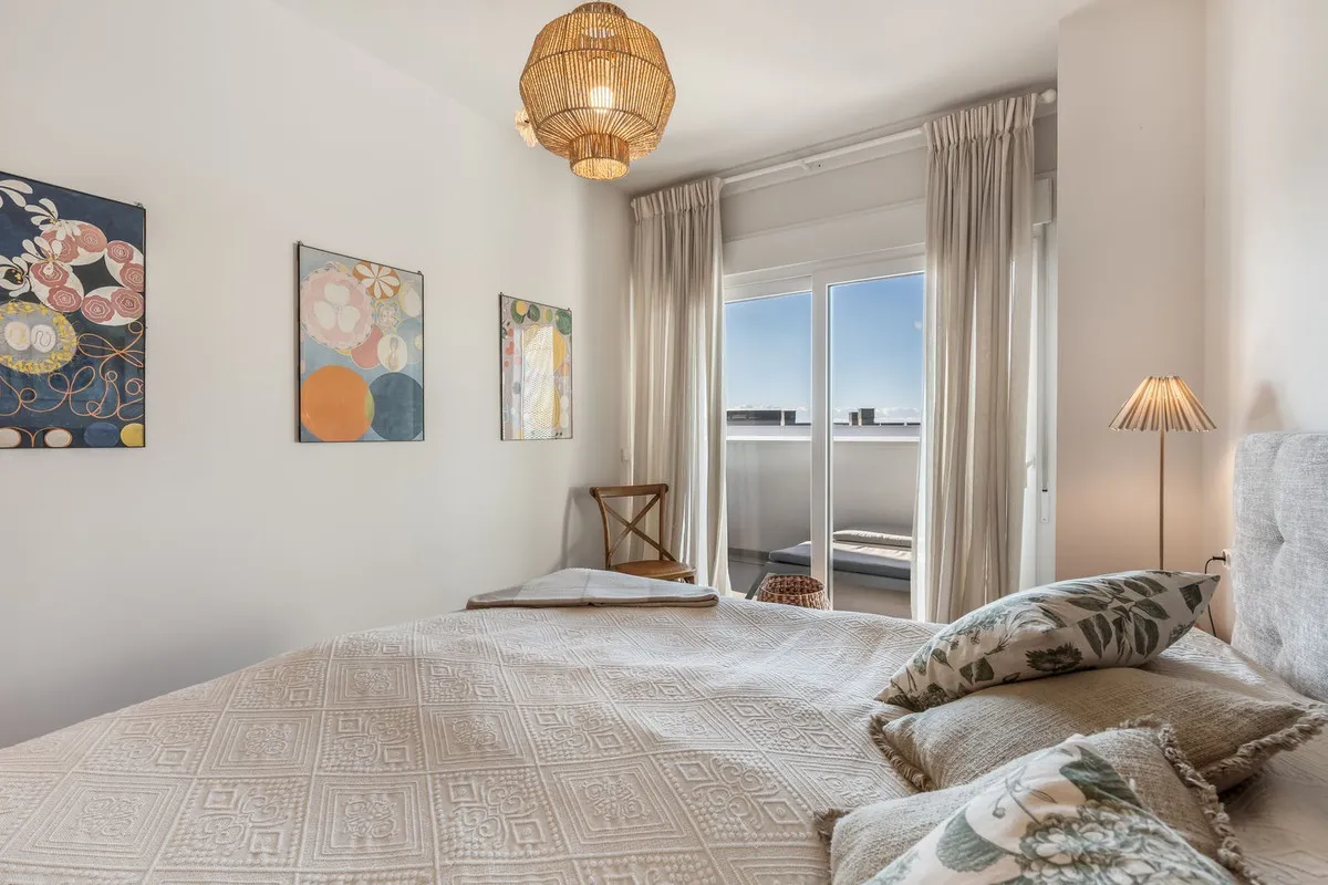 c1ad45fb-8f0f-4f63-a0db-de0385a035f0