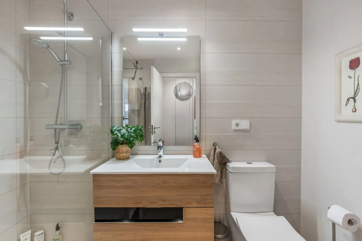 efbd40ad-bfc5-40a9-b636-f13a711f0564