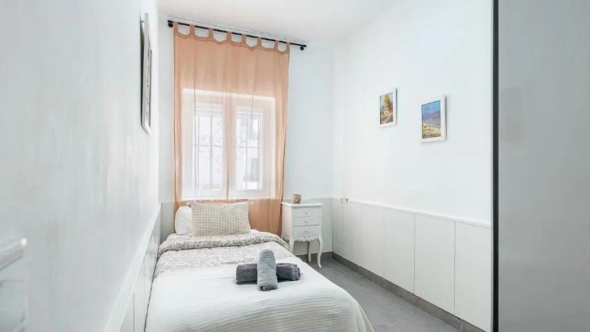 2a00872e-d790-4597-93da-a61f31d115cc