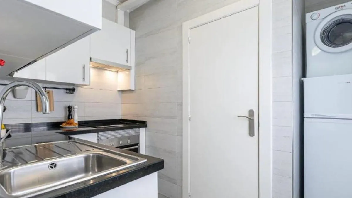 bae3a056-b3c6-4243-9f4a-dd1720419336